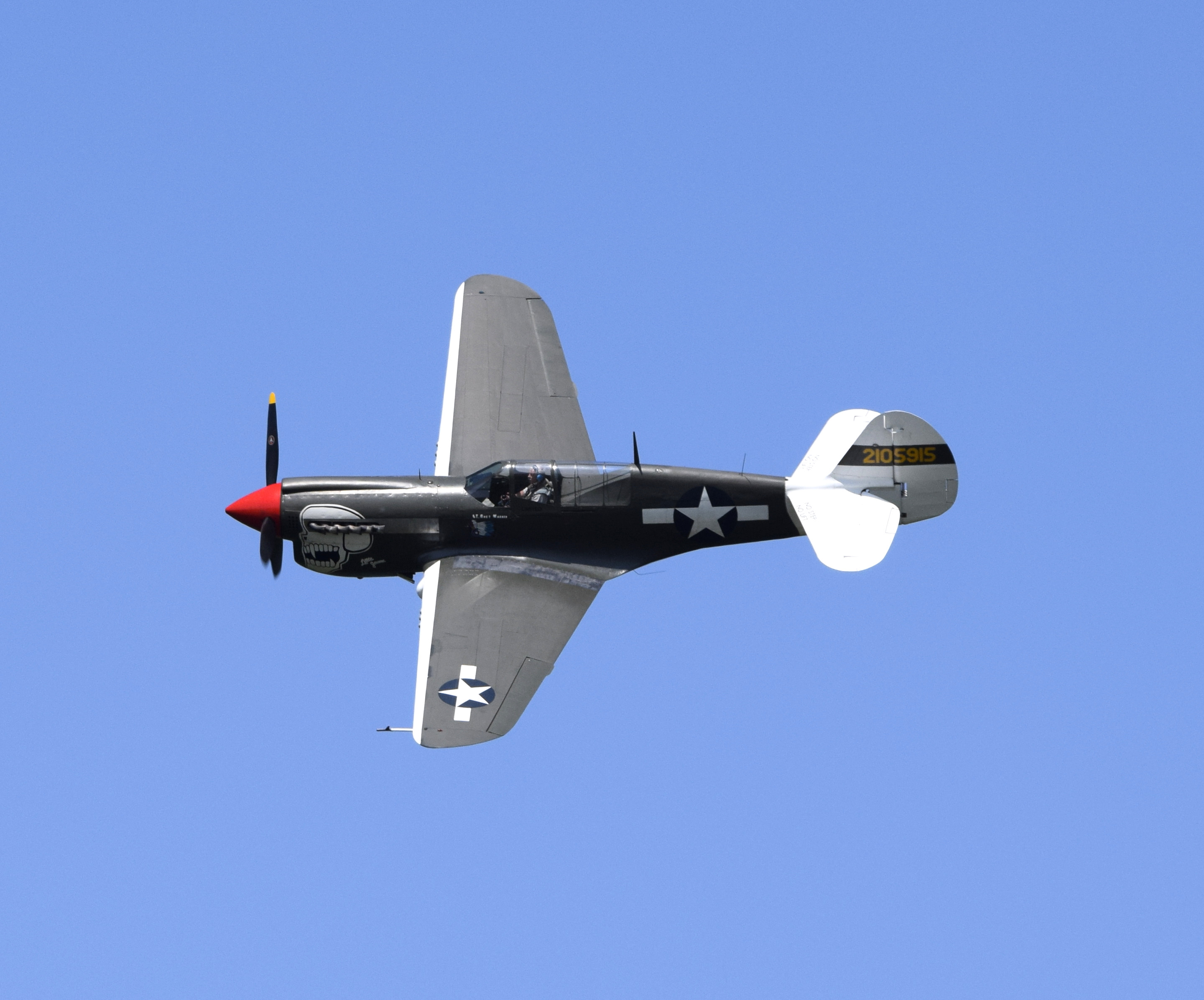 Curtiss P-40N-5-CU Warhawk (F-AZKU)