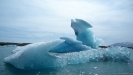 Gros glaçon dans la lagune Jökulsárlón